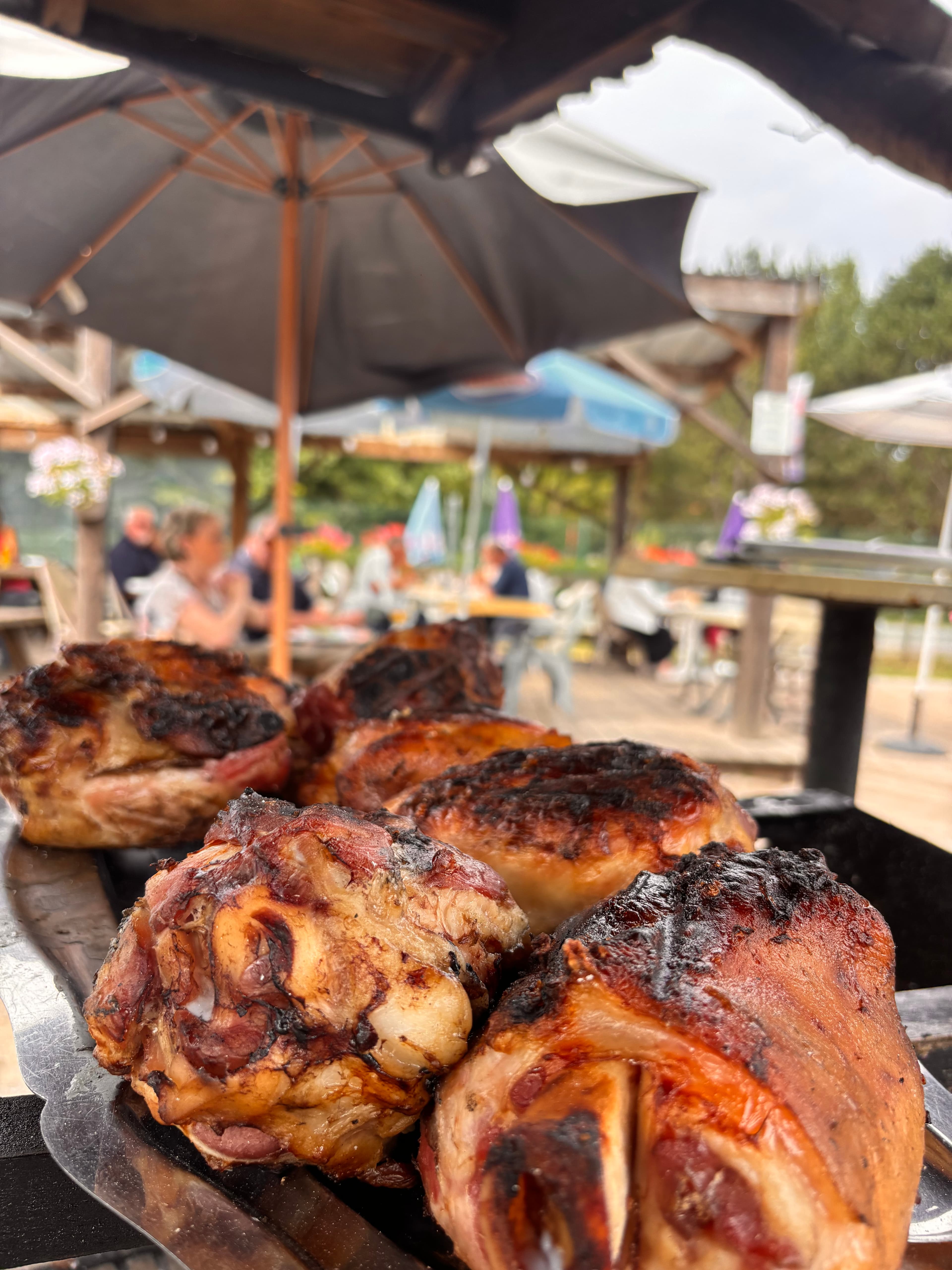 Jambonneau grillé à la braise