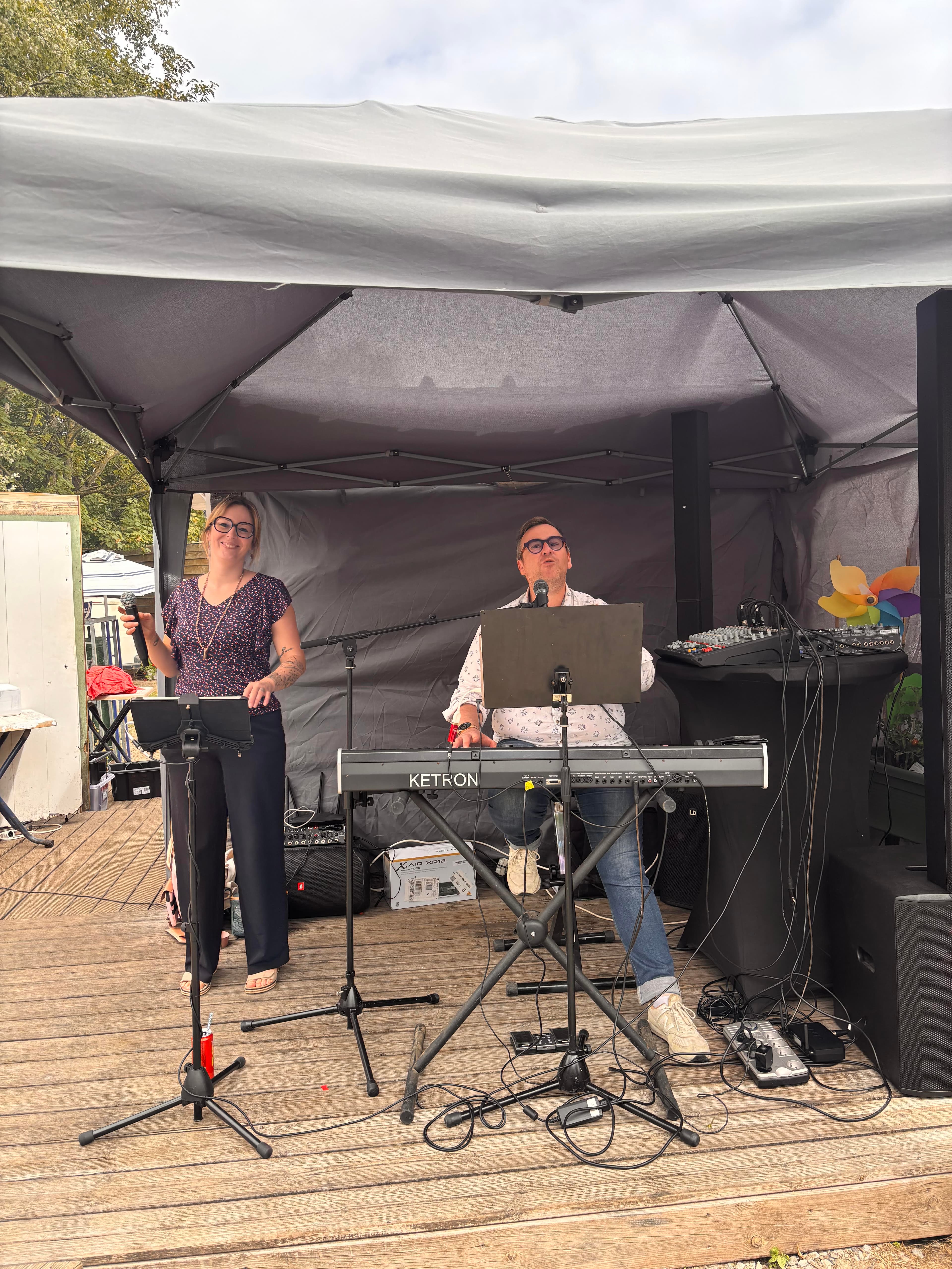 Ambiance DJ et musicienne